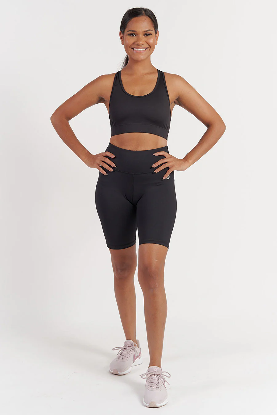 Essential High-Waist Move Bike Short - Black - Image 13