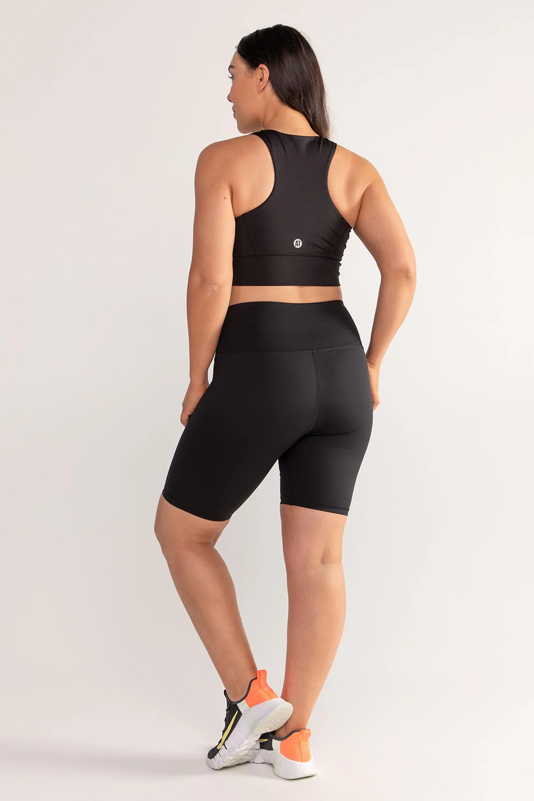 Essential High-Waist Move Bike Short - Black - Image 4