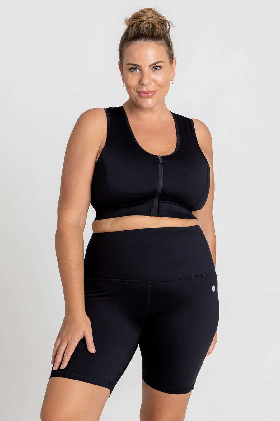 Essential High-Waist Move Bike Short - Black - Image 5